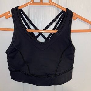Black lululemon sports bra